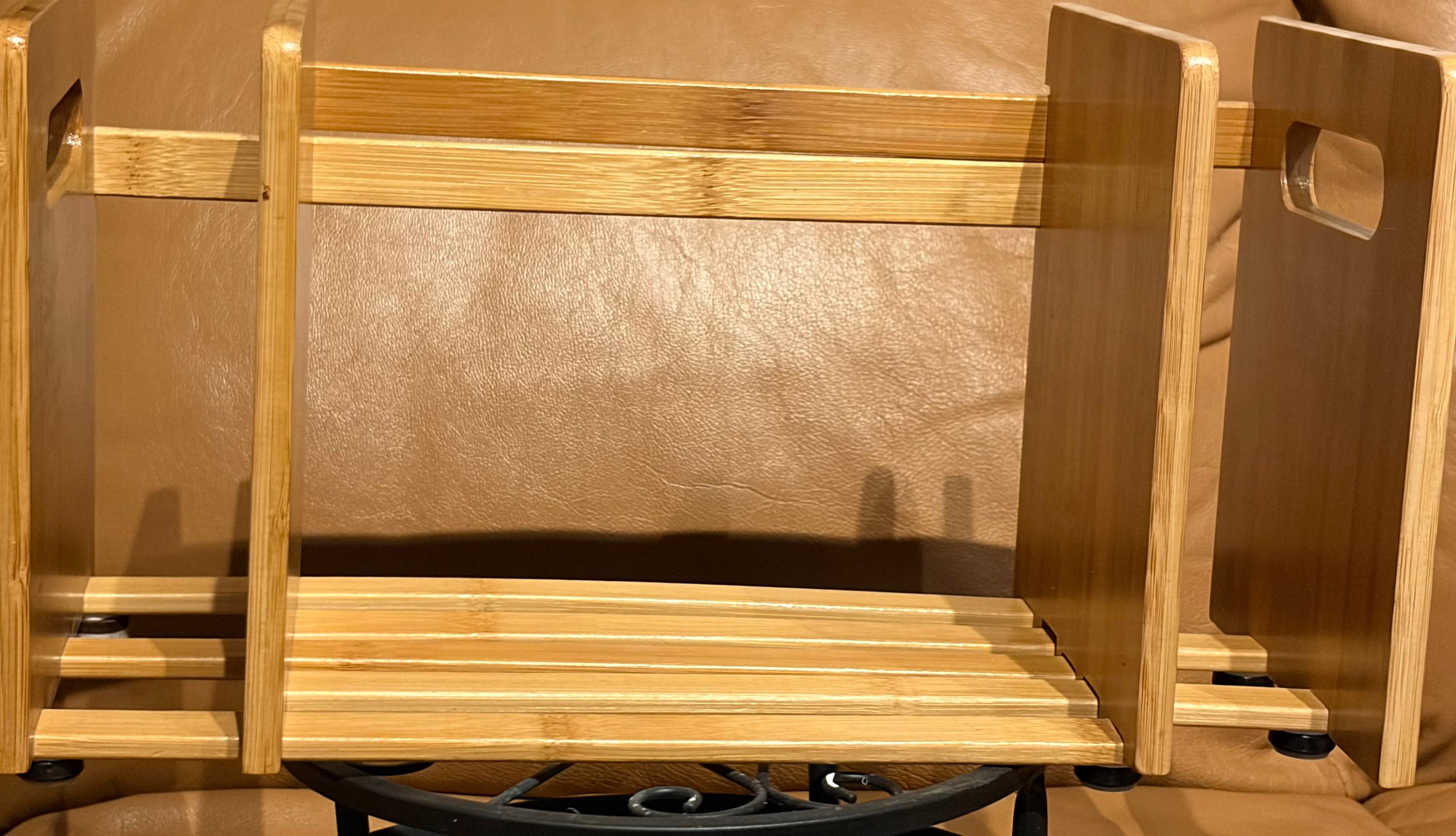 Bamboo Book Holder/Rack with Leaf Pattern