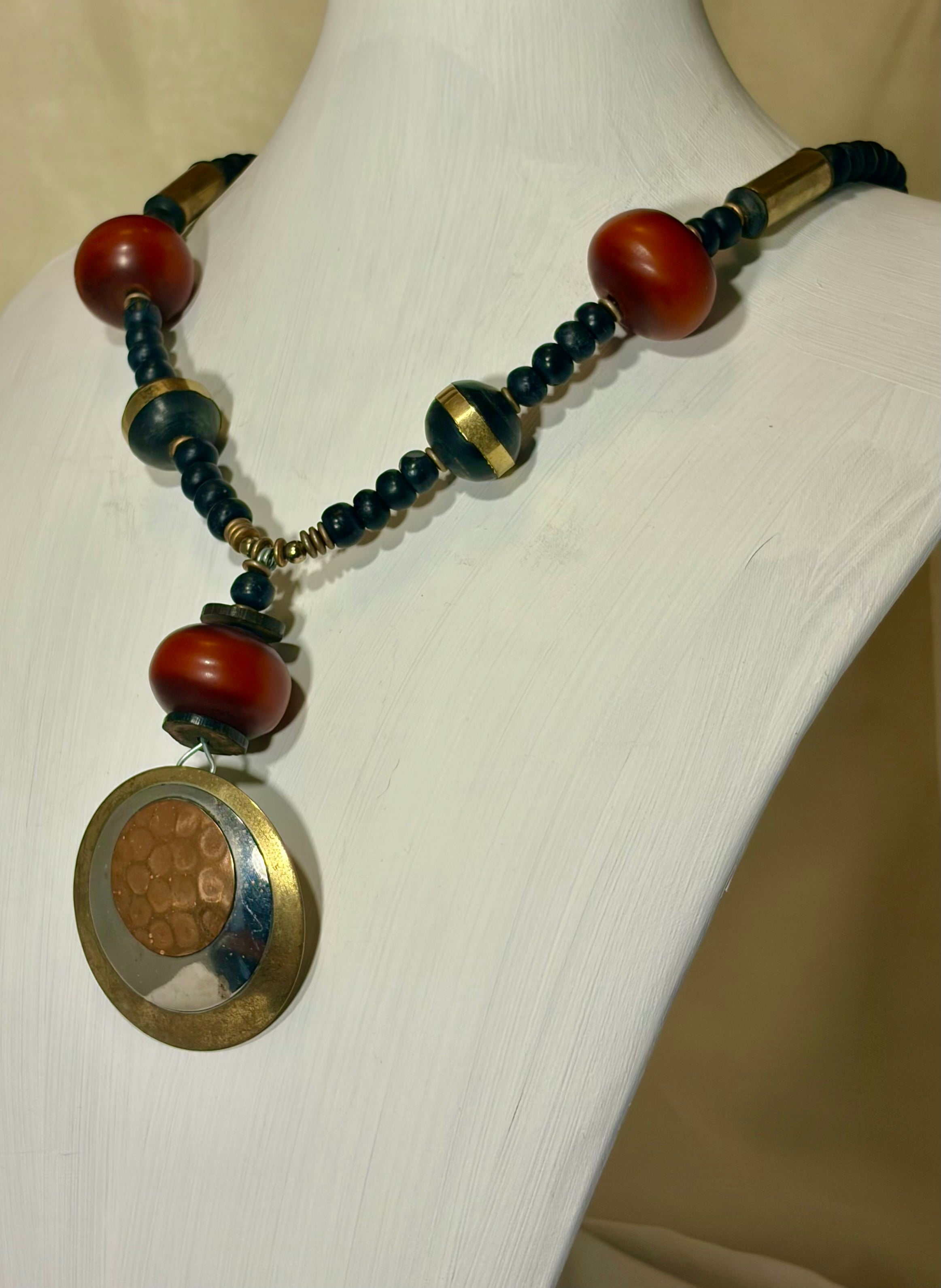 Gong Necklace w/Earrings