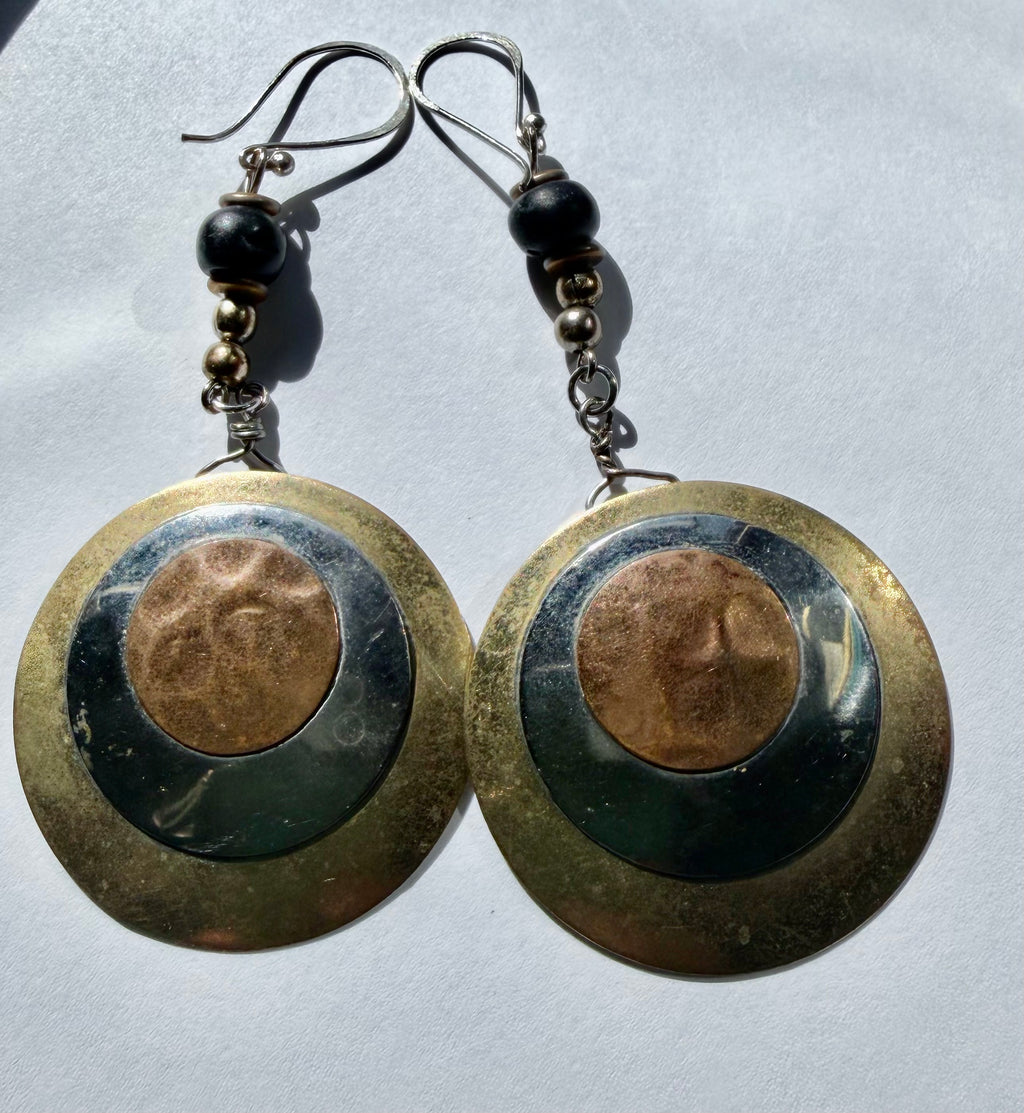 Gong Necklace w/Earrings